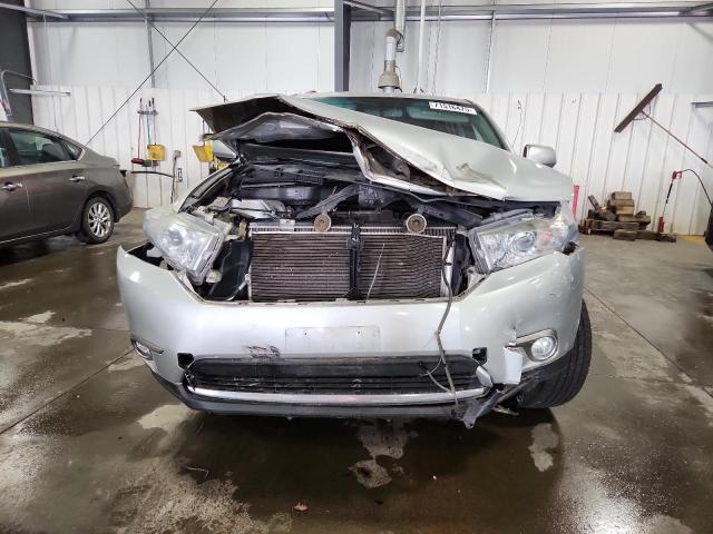 Photo 5 from auction – 2013 TOYOTA HIGHLANDER with VIN 5TDBK3EH0DS210443