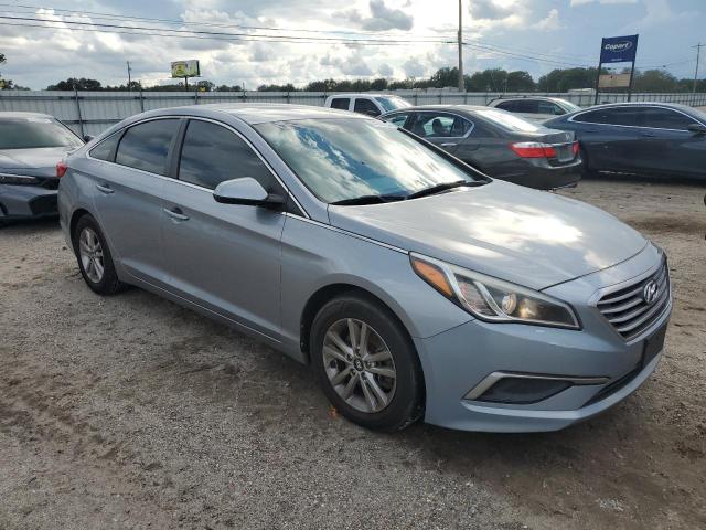 Photo 4 from auction – 2017 HYUNDAI SONATA SE with VIN 5NPE24AF8HH447006