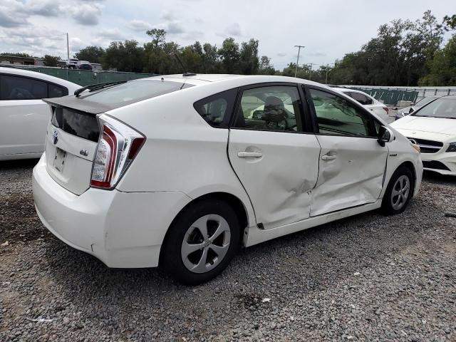 Photo 3 from auction – 2015 TOYOTA PRIUS with VIN JTDKN3DU7F1985859