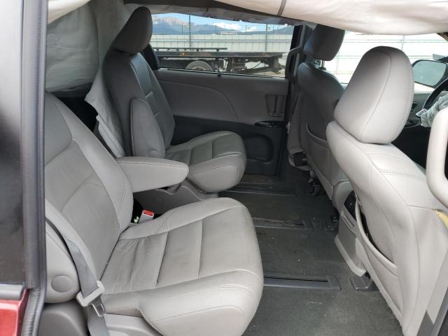 Photo 11 from auction – 2016 TOYOTA SIENNA XLE with VIN 5TDDK3DC1GS137828