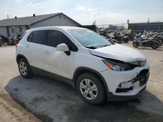 Photo 4 from auction – 2018 CHEVROLET TRAX LS with VIN 3GNCJKSB5JL369372