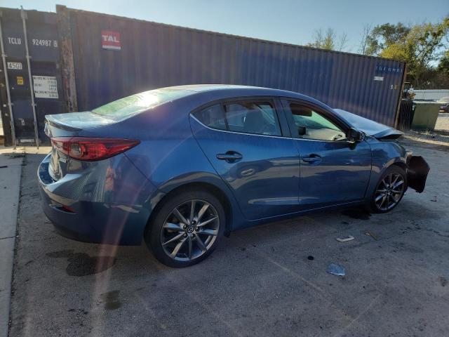 Photo 3 from auction – 2018 MAZDA 3 TOURING with VIN 3MZBN1V39JM190234