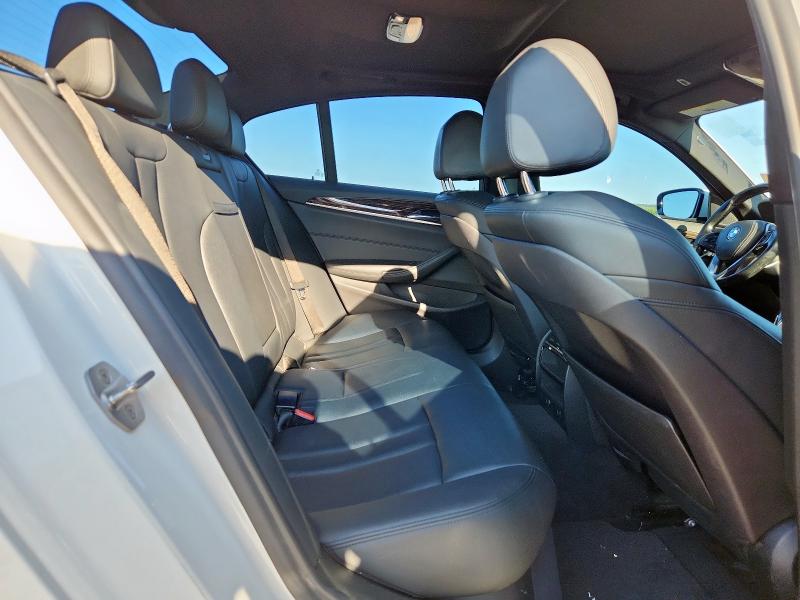 Photo 10 from auction – 2018 BMW 530E with VIN WBAJA9C56JB034234