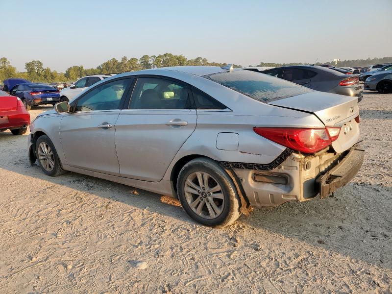 Photo 2 from auction – 2012 HYUNDAI SONATA with VIN 5NPEB4AC1CH462557