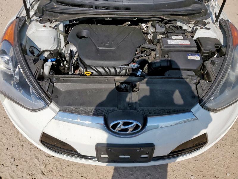 Photo 11 from auction – 2017 HYUNDAI VELOSTER with VIN KMHTC6AD5HU323615