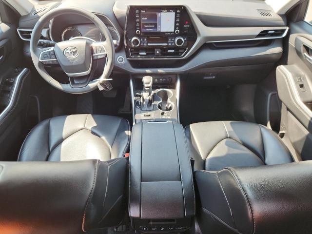 Photo 8 from auction – 2022 TOYOTA HIGHLANDER with VIN 5TDHZRBH5NS577658