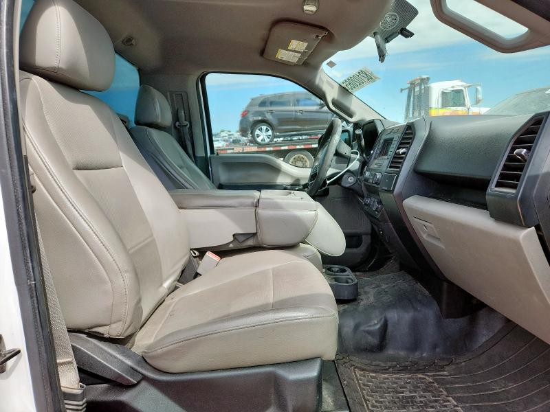 صورة رقم 10 من المزاد - 2015 FORD F150 مع VIN 1FTMF1C80FKD14221