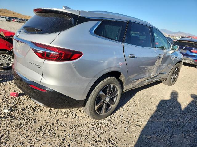Photo 3 from auction – 2020 BUICK ENCLAVE ESSENCE with VIN 5GAEVAKW1LJ270658