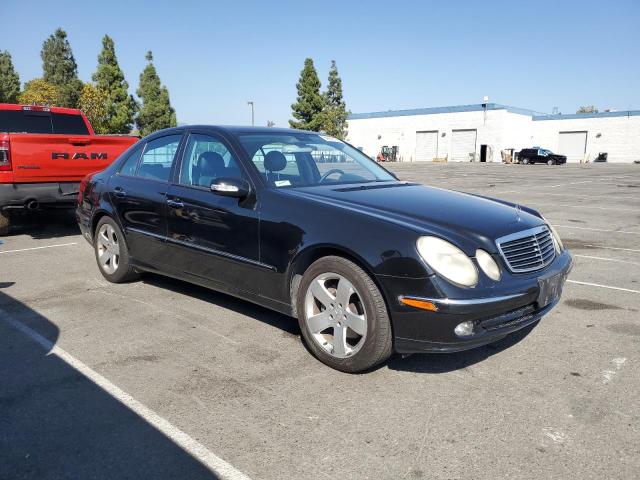 Foto 4 de la subasta – 2005 MERCEDES-BENZ E-CLASS con VIN WDBUF70J35A757623