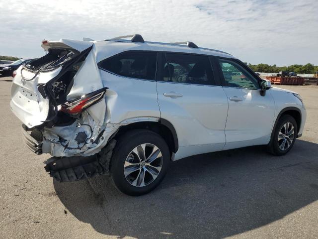 Photo 3 from auction – 2023 TOYOTA HIGHLANDER with VIN 5TDKDRBH3PS507972