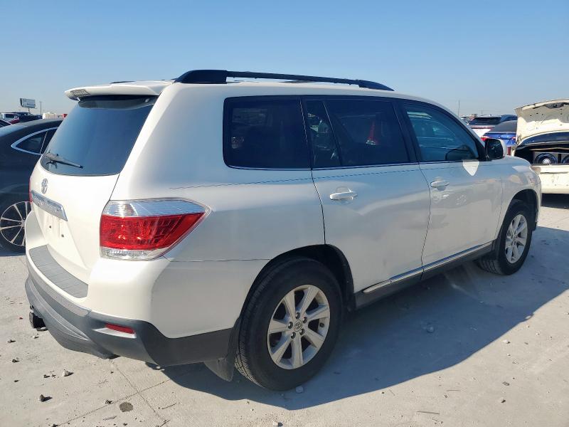 Photo 3 from auction – 2013 TOYOTA HIGHLANDER with VIN 5TDZK3EH8DS120181