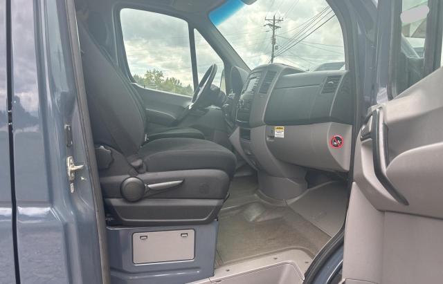 Photo 5 from auction – 2018 MERCEDES-BENZ SPRINTER 2 with VIN WD3PE7CD2JP645890