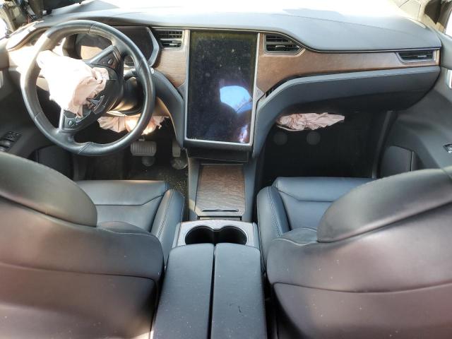 Photo 8 from auction – 2018 TESLA MODEL X with VIN 5YJXCBE25JF102442