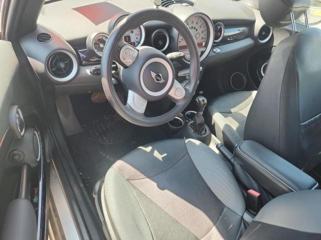 Photo 8 from auction – 2010 MINI COOPER with VIN WMWMR3C57ATU98680
