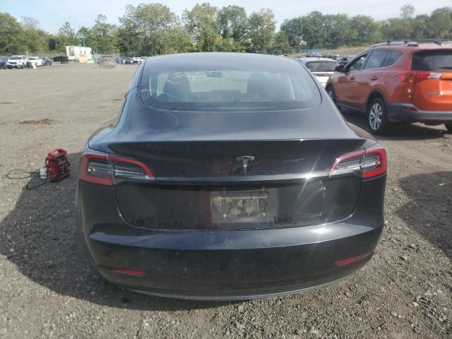 Photo 6 from auction – 2018 TESLA MODEL 3 with VIN 5YJ3E1EA5JF053592