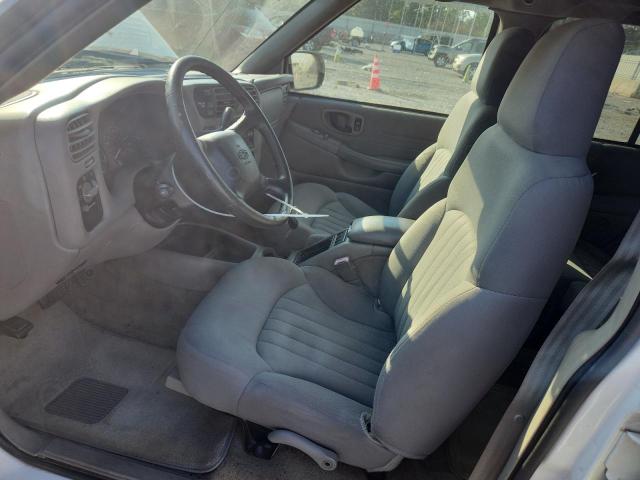 Photo 7 from auction – 2004 CHEVROLET BLAZER with VIN 1GNDT13X84K119617