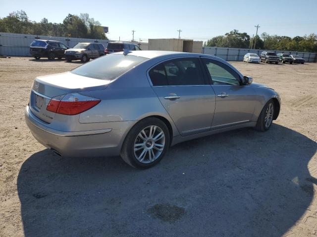 Photo 3 from auction – 2010 HYUNDAI GENESIS 4. with VIN KMHGC4DF2AU072545
