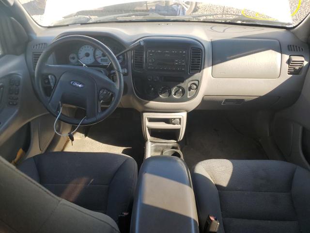 Photo 8 from auction – 2001 FORD ESCAPE XLT with VIN 1FMYU03121KE98442