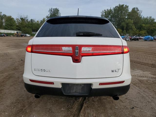 Photo 6 from auction – 2019 LINCOLN MKT with VIN 2LMHJ5AT9KBL02412