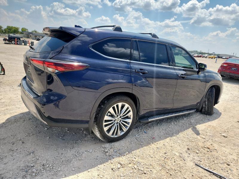 Photo 3 from auction – 2025 TOYOTA HIGHLANDER with VIN 5TDKDRBHXSS582855
