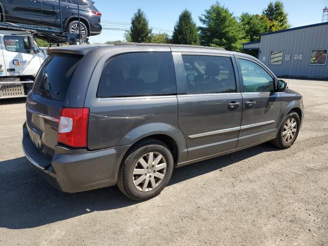 Photo 3 from auction – 2015 CHRYSLER TOWN & COU with VIN 2C4RC1BG3FR537734