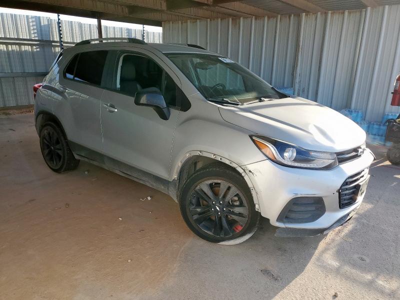 Photo 4 from auction – 2021 CHEVROLET TRAX 1LT with VIN KL7CJLSB2MB305811