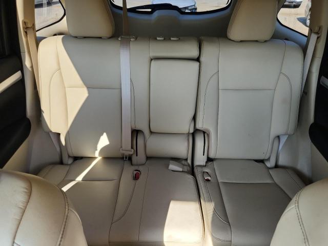 Photo 10 from auction – 2018 TOYOTA HIGHLANDER SE with VIN 5TDKZRFH1JS276671