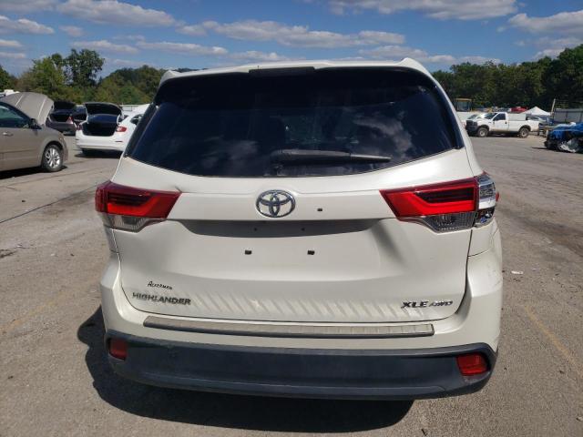 Photo 6 from auction – 2017 TOYOTA HIGHLANDER with VIN 5TDJZRFH3HS511660
