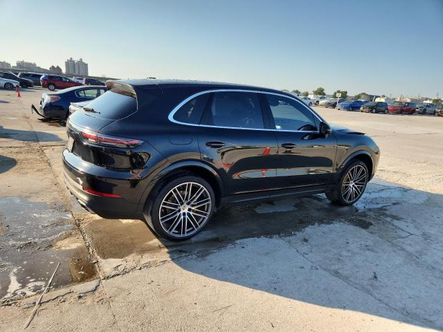 Photo 3 from auction – 2019 PORSCHE CAYENNE with VIN WP1AA2AY7KDA18779