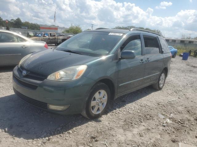 TOYOTA SIENNA XLE 2004 with VIN 5TDZA22C84S168530 - Photo from auction