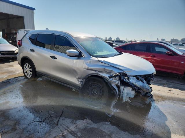 Photo 4 from auction – 2019 NISSAN ROGUE S with VIN 5N1AT2MT4KC831848