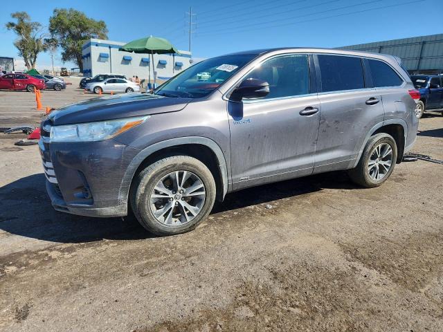TOYOTA HIGHLANDER 2018 with VIN 5TDBGRFH1JS038776 - Photo from auction