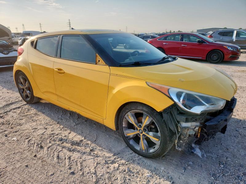 Photo 4 from auction – 2016 HYUNDAI VELOSTER with VIN KMHTC6AD5GU293434