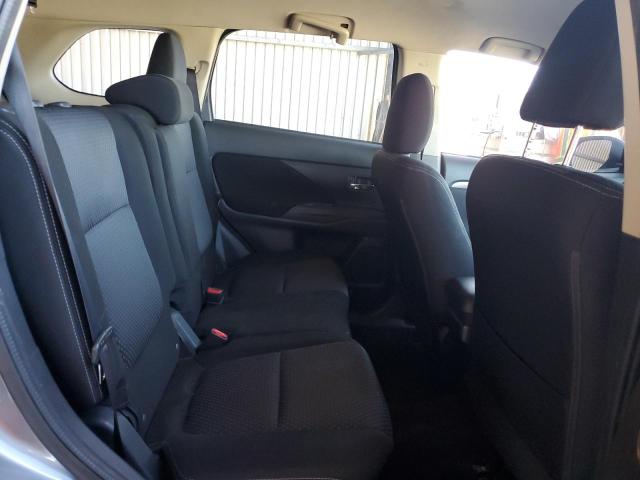 Photo 11 from auction – 2018 MITSUBISHI OUTLANDER with VIN JA4AD2A39JJ004874