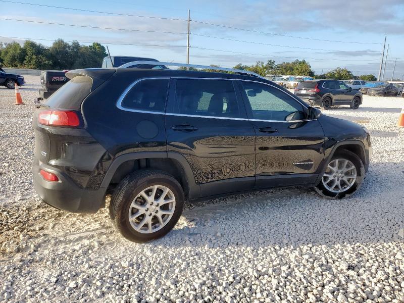 Photo 3 from auction – 2018 JEEP CHEROKEE L with VIN 1C4PJLLB5JD533756