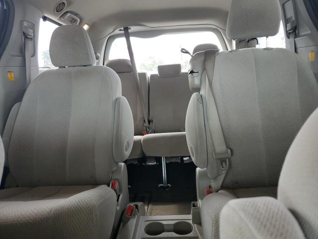 Photo 10 from auction – 2011 TOYOTA SIENNA with VIN 5TDKK3DC6BS031133