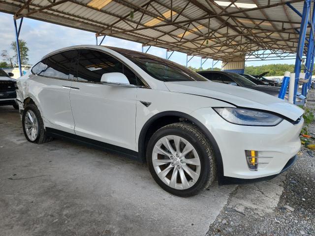 Photo 4 from auction – 2020 TESLA MODEL X with VIN 5YJXCDE26LF303233