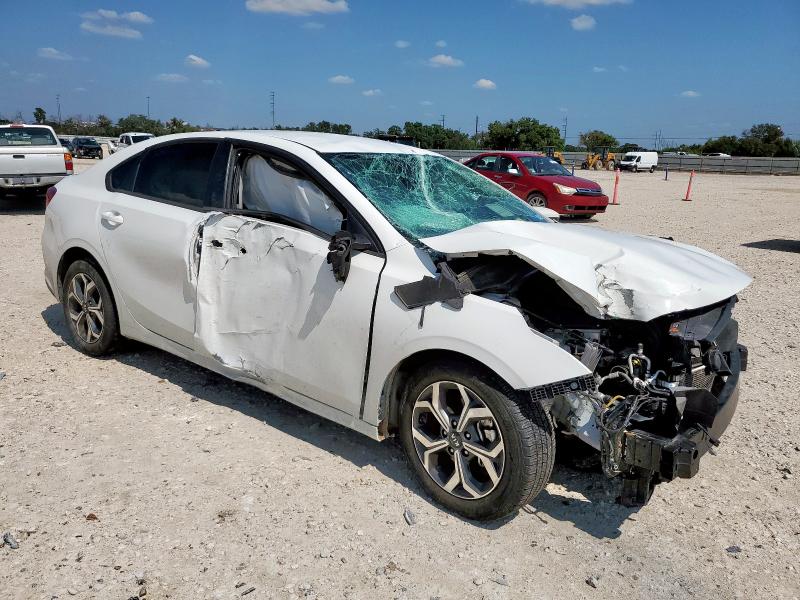 Photo 4 from auction – 2021 KIA FORTE FE with VIN 3KPF24AD1ME368844