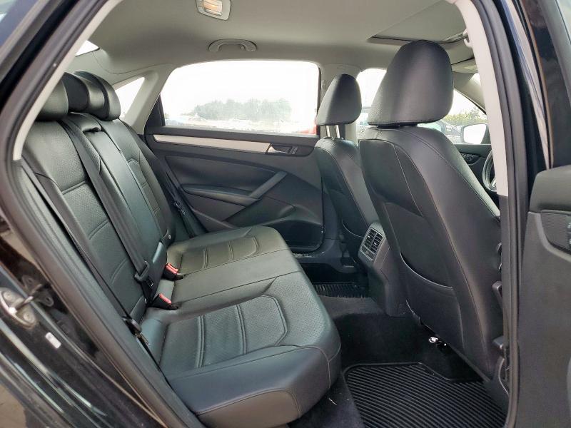 Photo 10 from auction – 2013 VOLKSWAGEN PASSAT with VIN 1VWBP7A3XDC032414