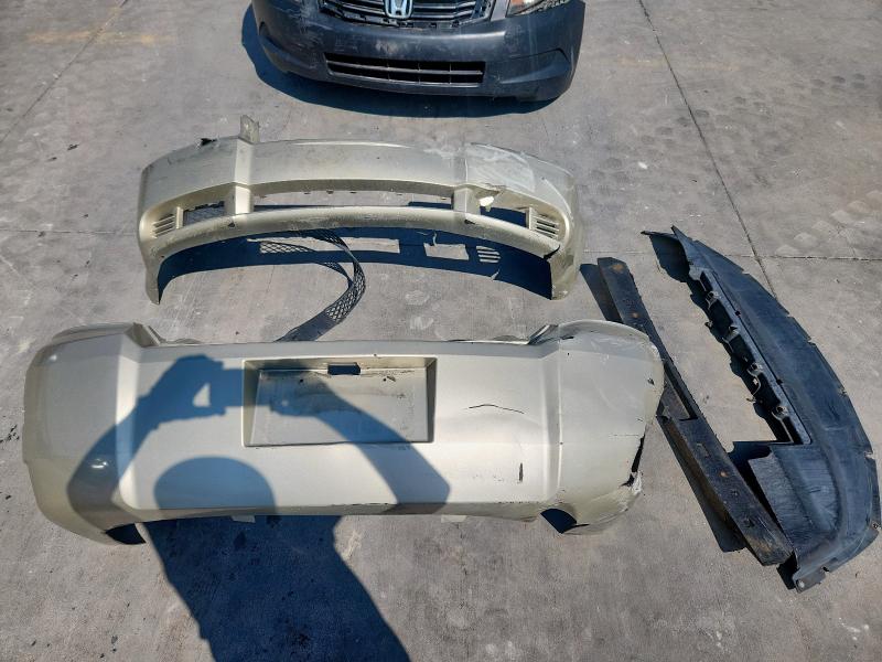 Photo 12 from auction – 2010 DODGE AVENGER with VIN 1B3CC4FB4AN114772