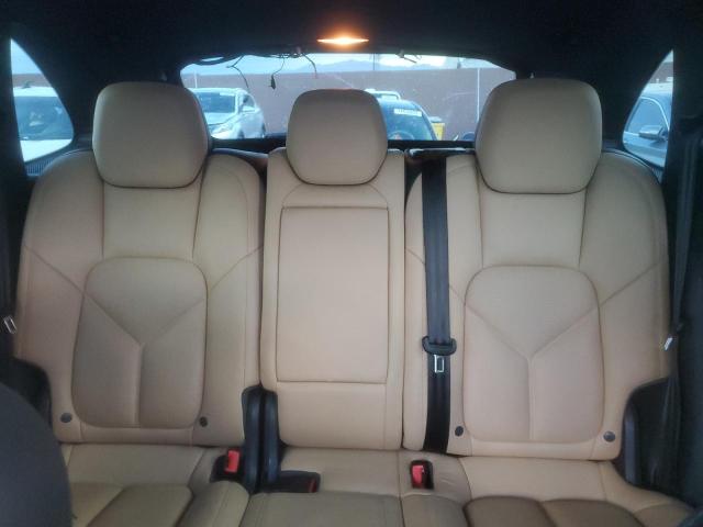 Photo 10 from auction – 2016 PORSCHE CAYENNE with VIN WP1AA2A20GKA09694