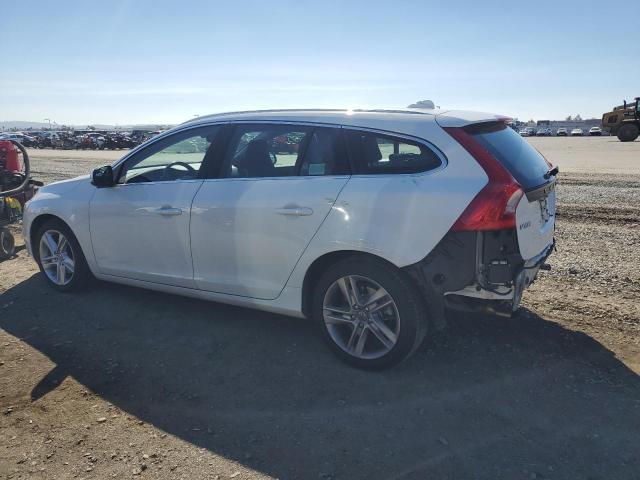 Photo 2 from auction – 2015 VOLVO V60 PREMIER with VIN YV140MEK3F1246850