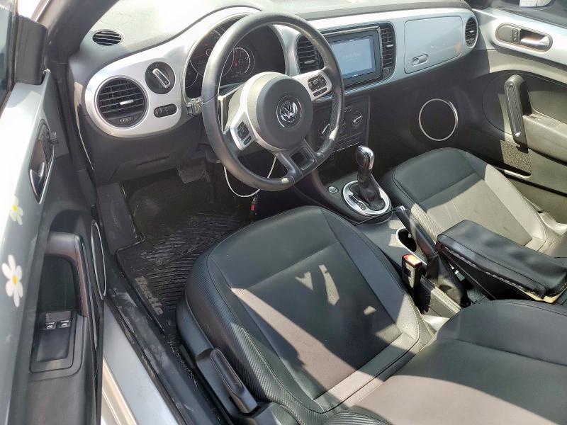 Photo 8 from auction – 2014 VOLKSWAGEN BEETLE with VIN 3VWJP7AT9EM631056