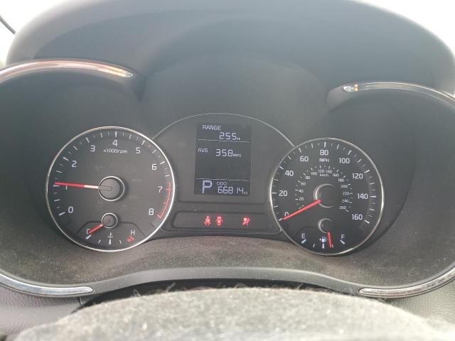 Photo 9 from auction – 2016 KIA FORTE LX with VIN KNAFX4A6XG5504470