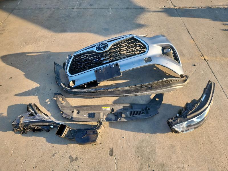 Photo 13 from auction – 2023 TOYOTA HIGHLANDER with VIN 5TDKDRBH4PS511190