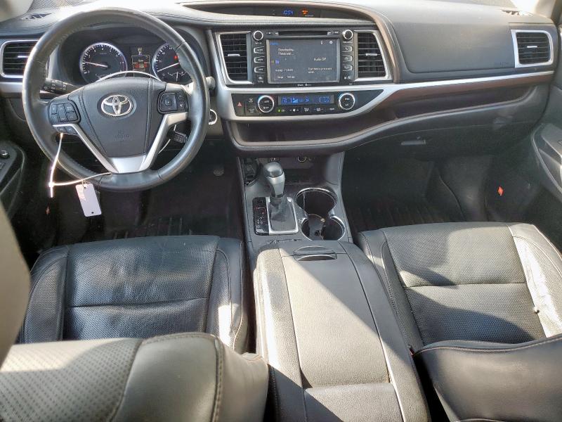 Photo 8 from auction – 2015 TOYOTA HIGHLANDER LIMITED with VIN 5TDYKRFH4FS060903