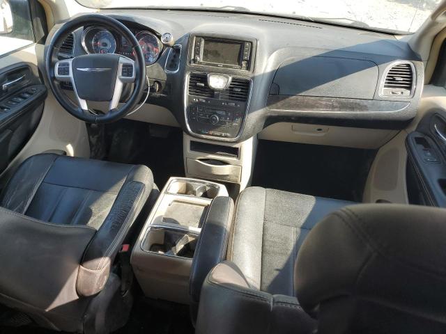 Photo 8 from auction – 2015 CHRYSLER TOWN & COU with VIN 2C4RC1BG1FR751413