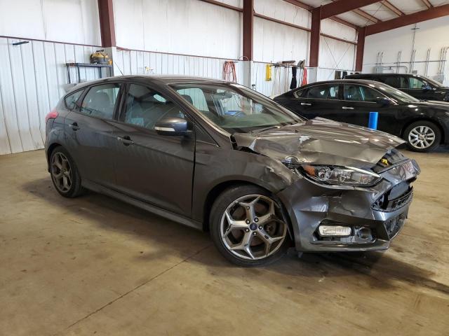 Photo 4 from auction – 2017 FORD FOCUS ST with VIN 1FADP3L94HL322052