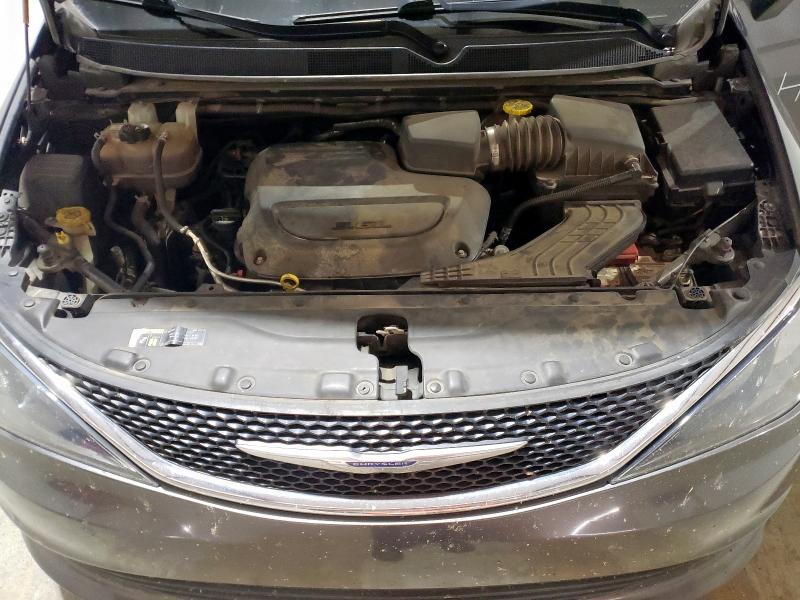 Photo 12 from auction – 2020 CHRYSLER VOYAGER LX with VIN 2C4RC1DG5LR265082