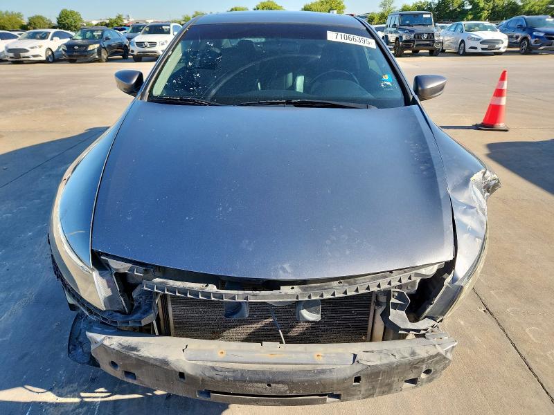 Photo 5 from auction – 2011 HONDA ACCORD with VIN 1HGCS1B82BA002301